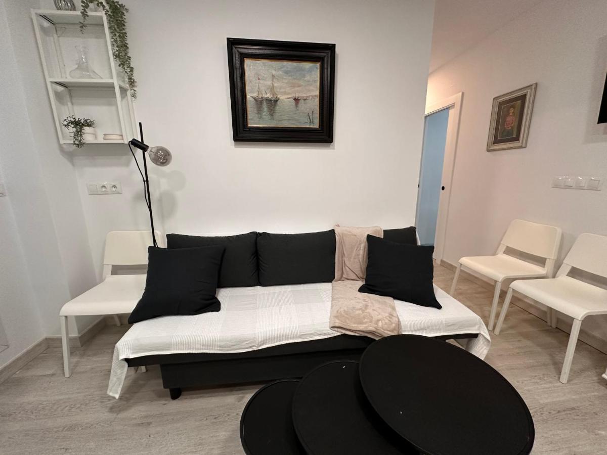 Nuestro Rincon Del Centro Historico Especial Grupos Terraza Parking Gratis 02 Apartment Malaga Exterior photo